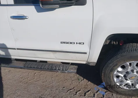 2017 Chevrolet Silverado 2500Hd Ltz z USA, uszkodzony, nr VIN 1GC1KWEG6HF105397